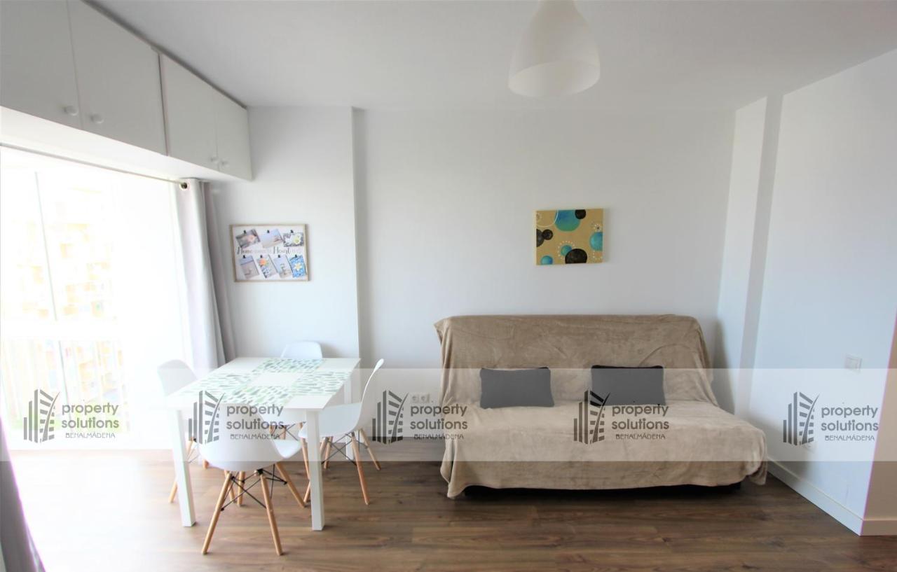 712 Iris Apartamentos - Vista Al Mar - A 10 Min De La Playa Caminando Y 5 Min Del Centro Benalmádena Eksteriør bilde