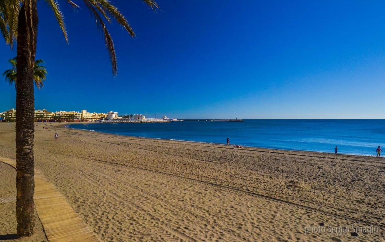 712 Iris Apartamentos - Vista Al Mar - A 10 Min De La Playa Caminando Y 5 Min Del Centro Benalmádena Eksteriør bilde