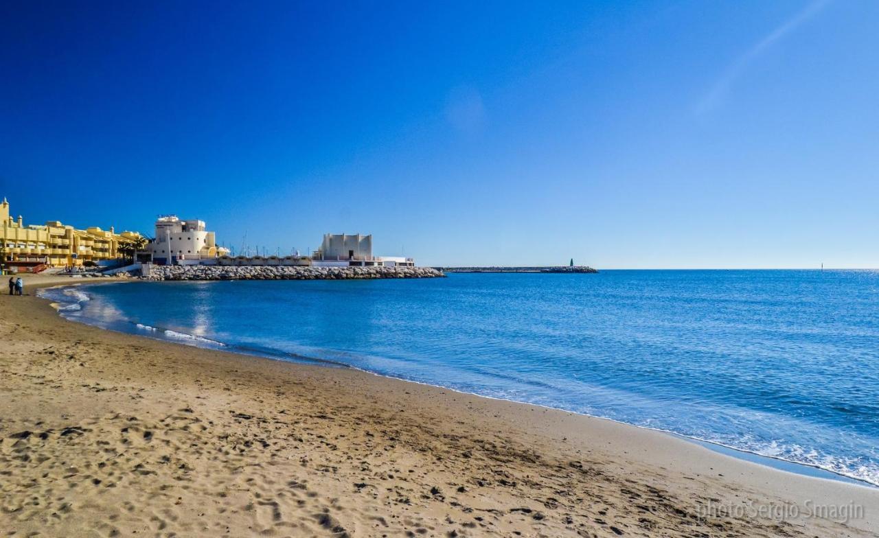 712 Iris Apartamentos - Vista Al Mar - A 10 Min De La Playa Caminando Y 5 Min Del Centro Benalmádena Eksteriør bilde